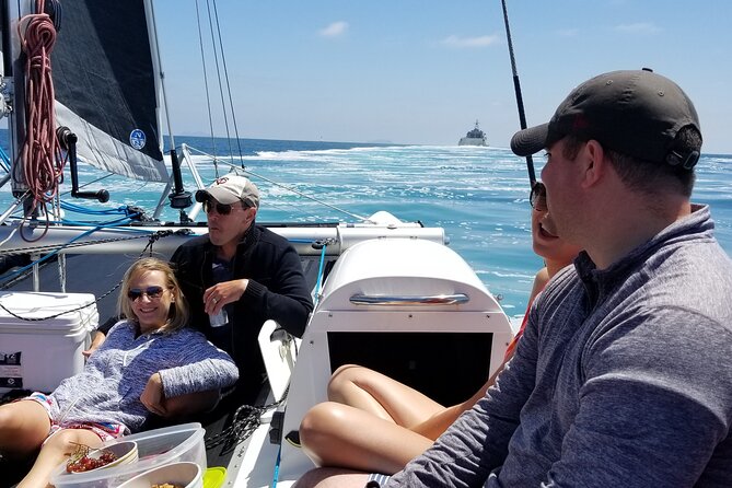 2.5-Hour Small-Group Catamaran Sailing Adventure with Drinks - Turning the wheel: participation without pressure