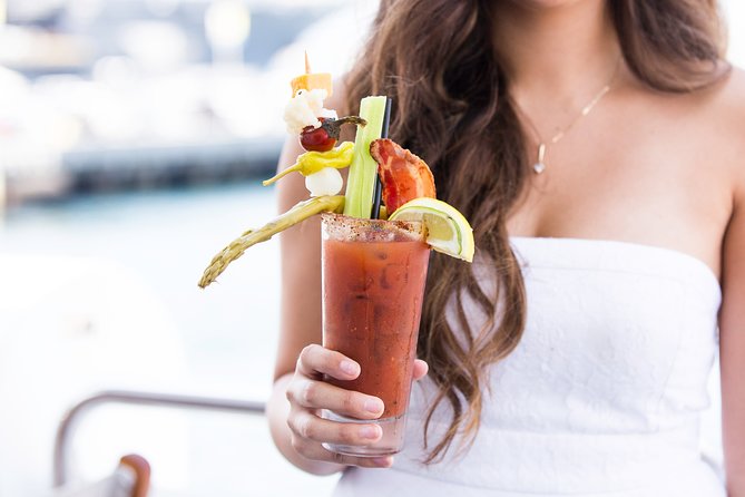 Champagne Brunch Buffet - Indoor comfort vs deck photos: how to choose your spot