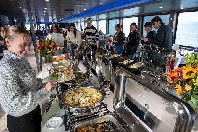 City Cruises San Diego: Buffet Dinner Cruise - Where to Sit and How to Dress for a Sane, Happy Night