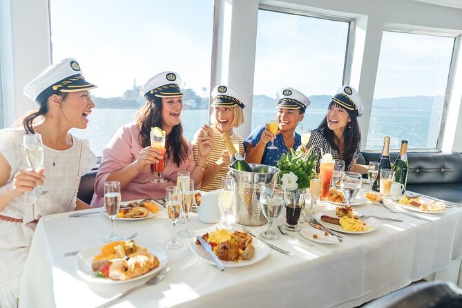 City Cruises San Diego: Premier Bottomless Mimosa Brunch Cruise - Boarding the Deluxe Boat: Comfort, Viewing Windows, and Table Setup