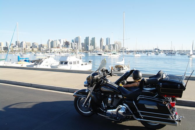 Downtown to Balboa Park Tour - N Harbor Drive Views and Liberty Station: The Bay Gets the Spotlight
