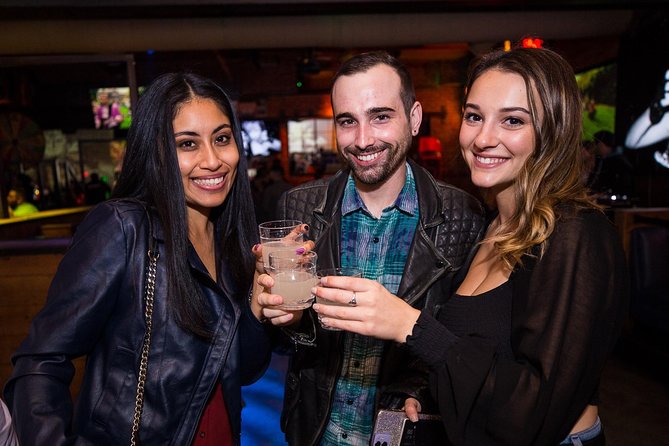 Drink, Ride, Sing and Dance Bar Tour - Meeting at Double Deuce: your welcome drink and first boost