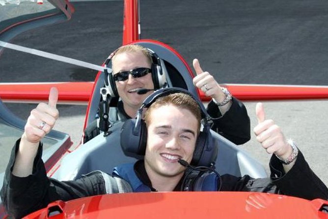 Flight Experience in San Diego - Why This Top Gun–Style Flight Feels Different From a Standard Tour