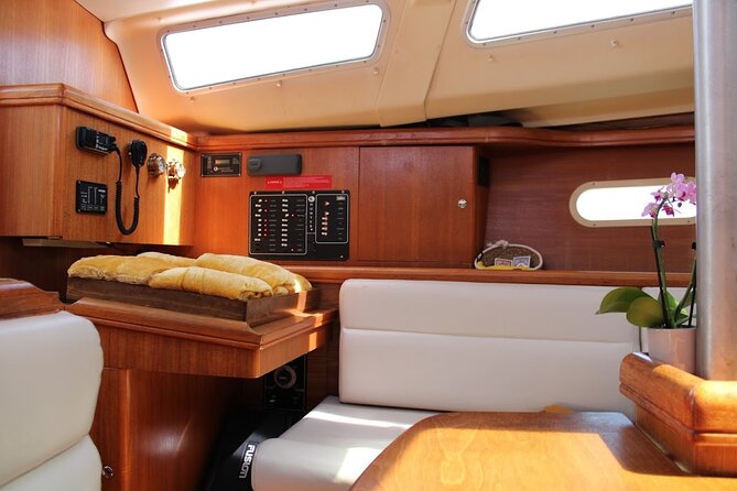 Private Day Sailing Experience in San Diego up to 12 guests - Meeting point and what to expect on the day