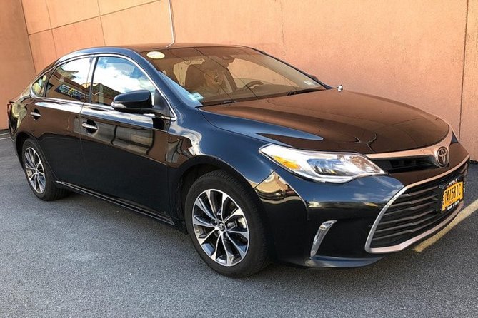 Private Departure Transfer to San Diego Airport SAN - Booking value: $48 per group and what you’re actually buying