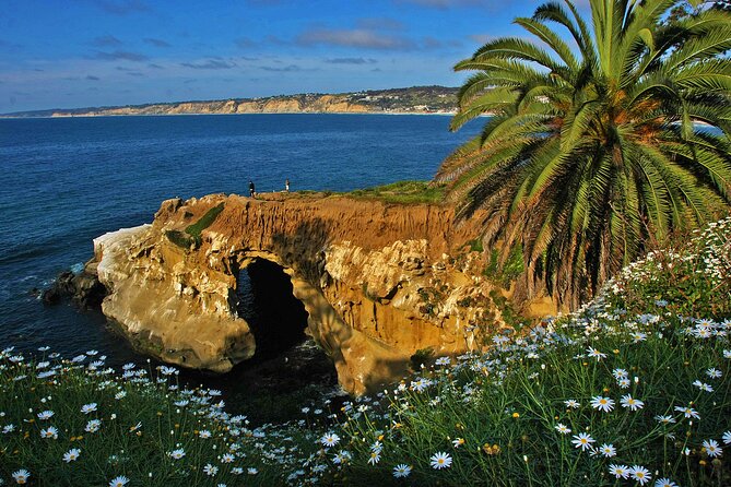 Private Shuttled Coastal Gems Scenic Customizable Tour - Your Day Map: La Jolla to Coronado in One Smooth Sweep