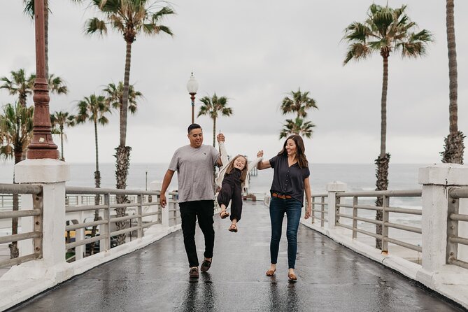 Private Vacation Photography Session with Local Photographer in San Diego - What happens during the 1-hour photo session