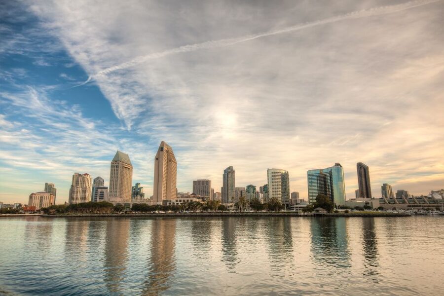 San Diego: Bay Sights and Sips Sunset Cruise - FAQ