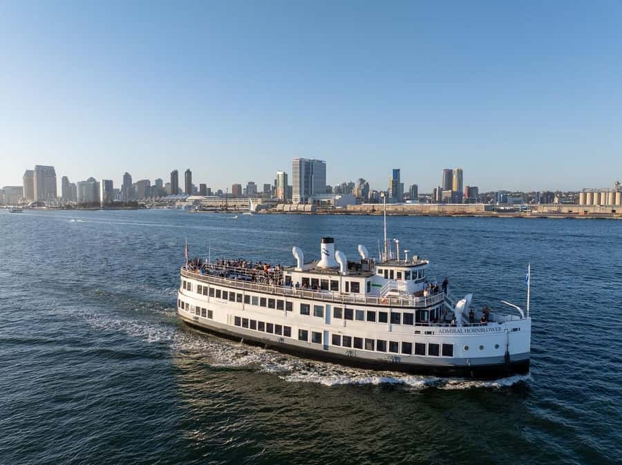 San Diego: City Cruises Gourmet Dinner Cruise - The meal: a plated dinner designed for steady enjoyment