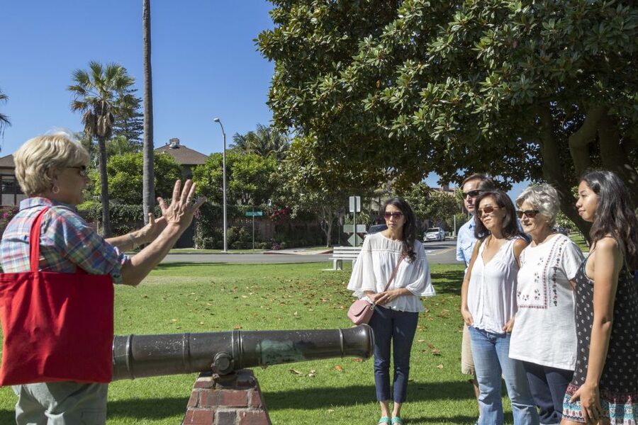 San Diego: Coronado Highlights Small Group Walking Tour - Hotel del Coronado: the crown-room finale and why it matters