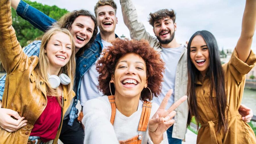 San Diego: Downtown Bar Crawl Party Pass - Guided Crawl vs. Freestyle: How You Control Your 5-Hour Night
