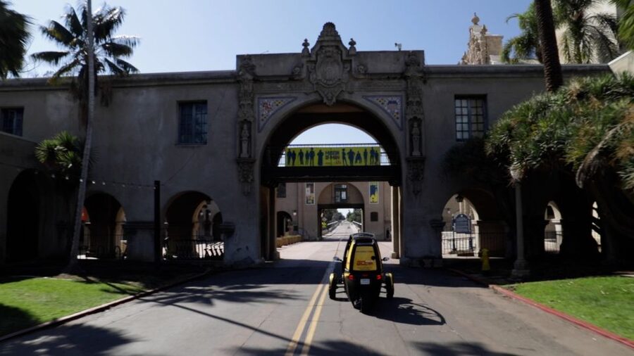 San Diego: Downtown Electric GoCar Rental - Electric GoCar Basics in Downtown San Diego (2 hours, 75 mph, and 2-person cars)