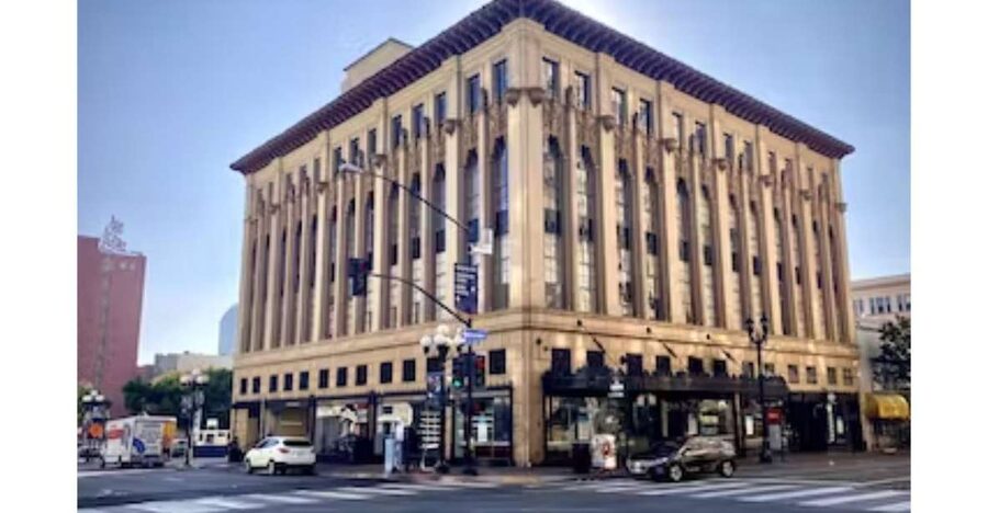 San Diego: Gaslamp Quarter Food Tour - Gaslamp Quarter food starts with the streets you walk