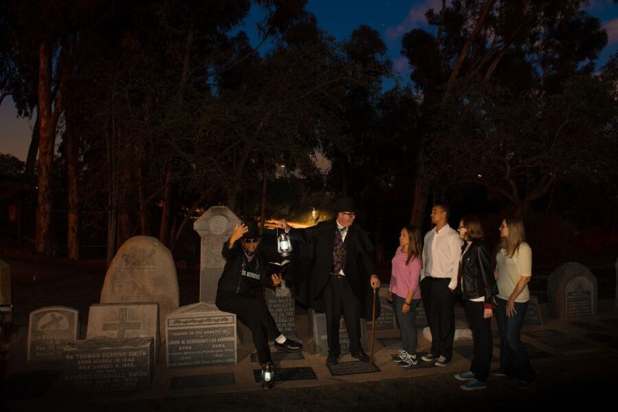 San Diego: Ghosts & Gravestones Trolley Tour - Key things I’d clock before you go