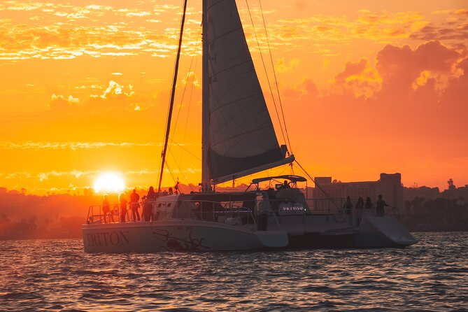 San Diego Harbor Cruise on the largest Catamaran in San Diego! - Timing choices: daylight, sunset, and how the bay changes