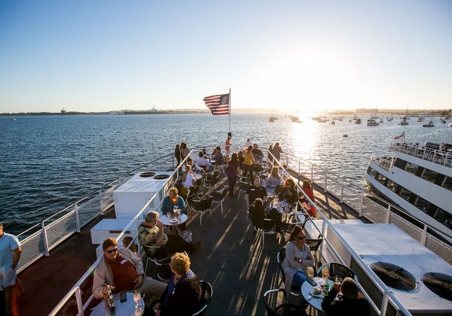 San Diego: New Year's Eve Gourmet Brunch or Dinner Cruise - Premier Dinner Menu: Four Courses and Big-Event Comfort