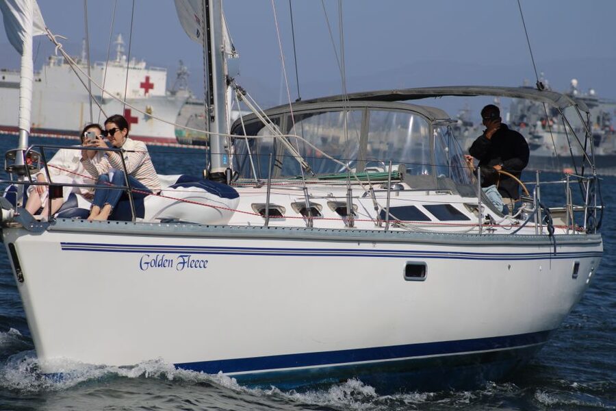 San Diego: San Diego Bay Sunset & Daytime Sailing Experience - Daytime vs Sunset: How the 2 Hours Actually Feel