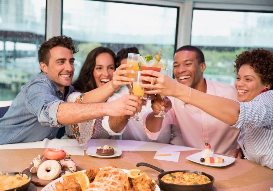 San Diego: Thanksgiving Day Buffet Brunch or Dinner Cruise - What the 2.5 to 3 Hour Thanksgiving Cruise Feels Like