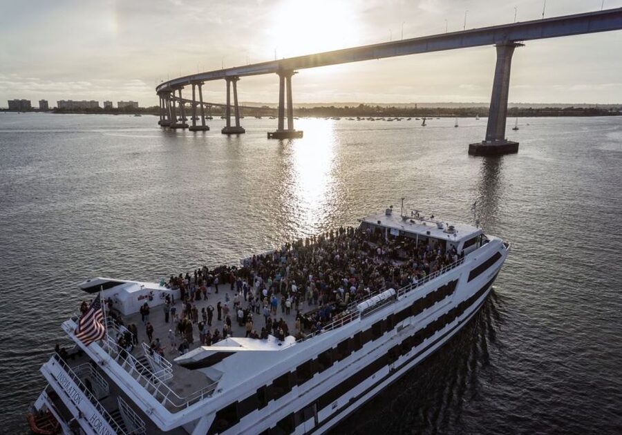 San Diego: Thanksgiving Day Buffet Brunch or Dinner Cruise - Should You Book This Thanksgiving Day Cruise?