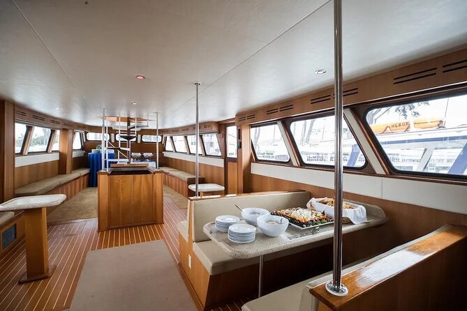 San Diego Whale/Dolphin Watching Cruise Aboard Luxury Vessel - Key Highlights to Know Before You Go
