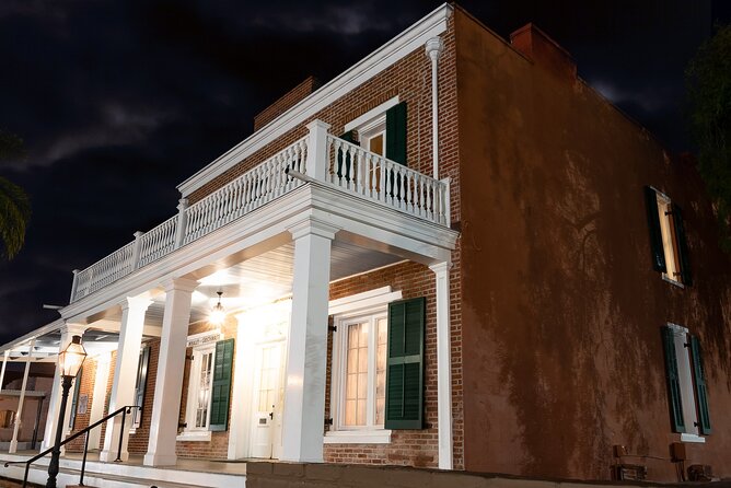 Sinister Shadows of San Diego Gaslamp Ghost Tours - Stop-by-stop: eight haunting landmarks in the Gaslamp Quarter